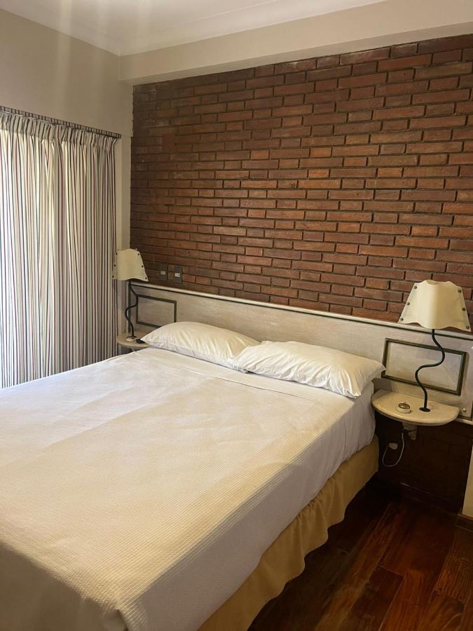 Departamento céntrico Mendoza-Reina Victoria Apartamento Exterior foto